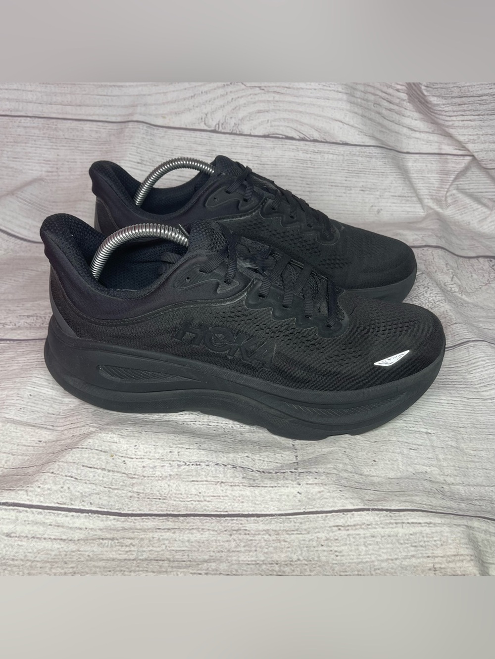Hoka Men's 9.5D Bondi 9 Triple Black Shoes